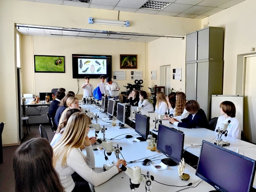 Лекция и практическое занятие «Роль спирогиры как идентификатора качества воды озера Байкал» для учеников образовательного комплекса «Точка будущего» - 4 слайд