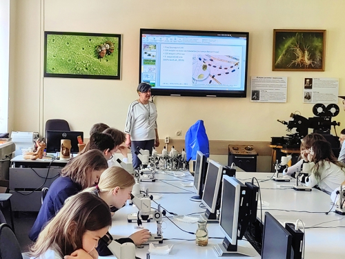 Лекция и практическое занятие «Роль спирогиры как идентификатора качества воды озера Байкал» для учеников образовательного комплекса «Точка будущего» - 3 слайд